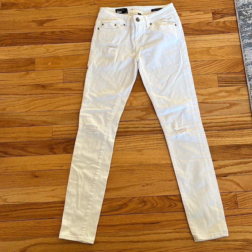 White jeans ankle skinny